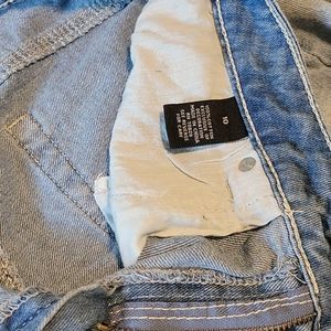 Rue 21 distress light wash denim shorts